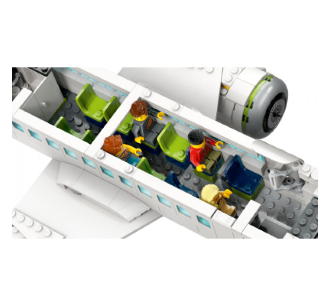 LEGO Конструктор LEGO City Пасажирський літак 913 деталей (60367)
