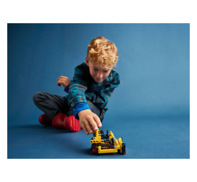 LEGO Конструктор LEGO Technic Надпотужний бульдозер 195 деталей (42163)