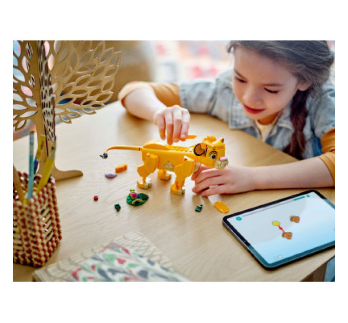 LEGO Конструктор LEGO Disney Classic Левеня Сімба (43243)
