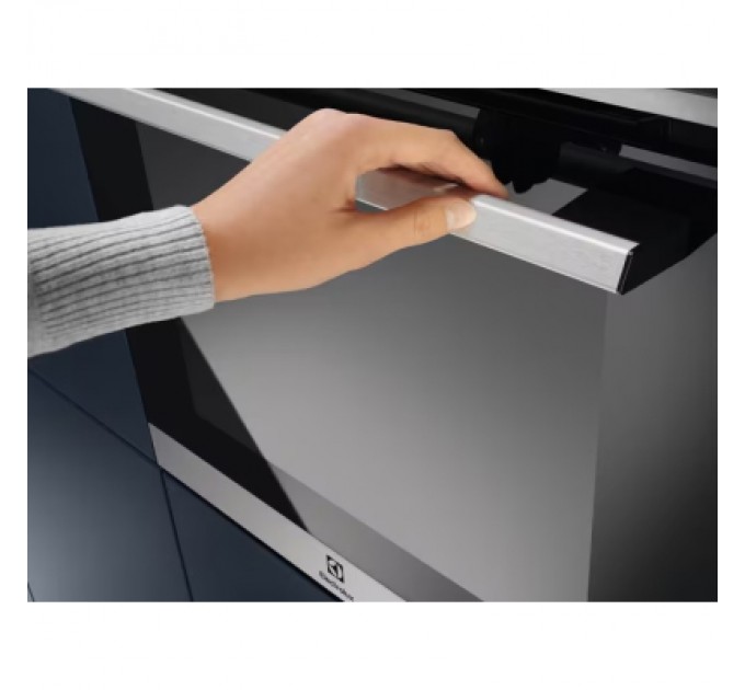 Electrolux Духова шафа Electrolux EOB7S31X