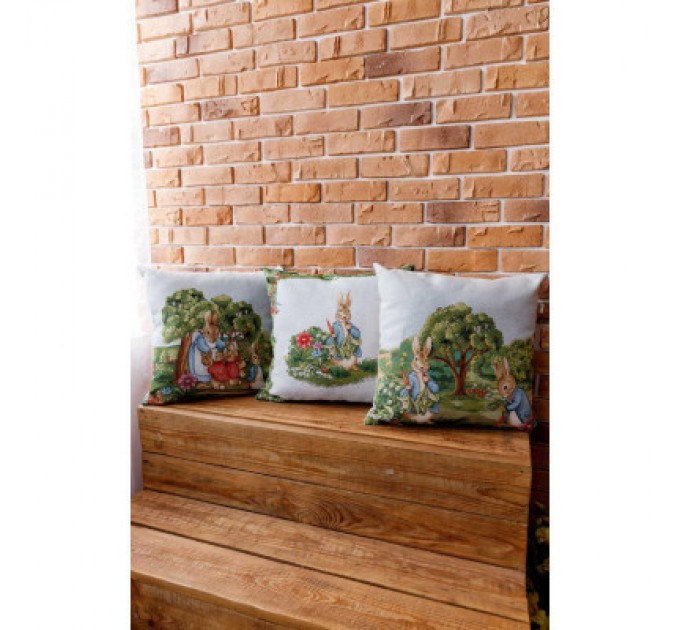 Прованс Подушка Прованс декоративна гобеленова Зайчиха із зайчатами Галявина 45х45 см (034246)