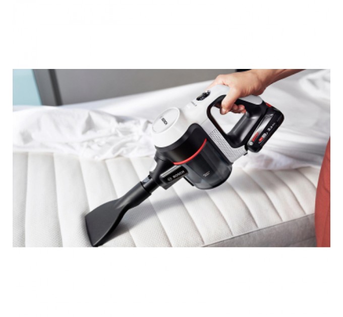 Bosch Пилосос Bosch BBS711W