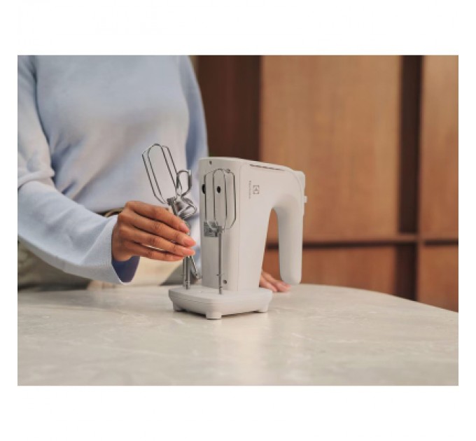 Electrolux Міксер Electrolux EHM4W