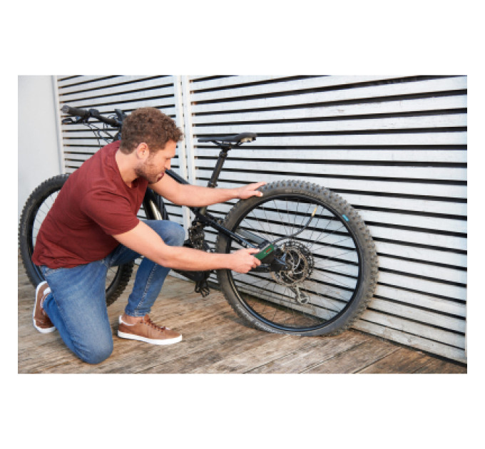 Bosch Автомобільний компресор Bosch EasyPump, 3.6V, 3Ah, 10.3 бар, 10 л/хв, 0.4кг (0.603.947.000)