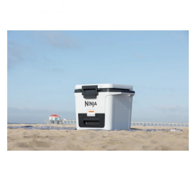 Ninja Термобокс Ninja FrostVault 28L Hard Cooler White (FB131EUWH)