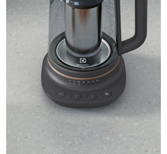 Electrolux Електрочайник Electrolux E7GK1-8BP