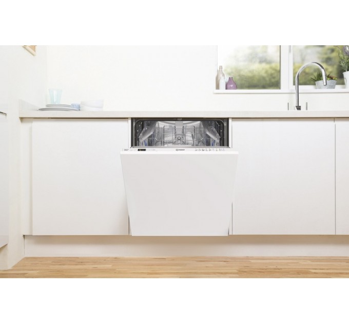 Indesit Вбудована посудомийна машина Indesit D2I HD524 A