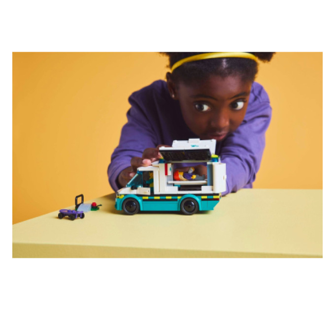 LEGO Конструктор LEGO City Швидка допомога (60451)