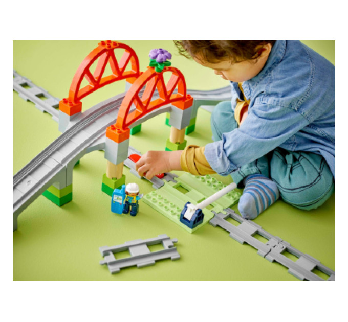 LEGO Конструктор LEGO DUPLO Town Додатковий набір. Залізничний міст і колії (10426)