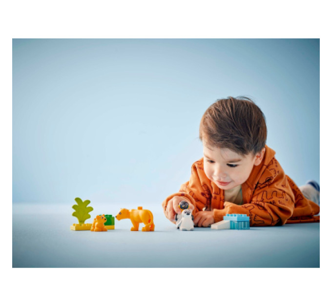 LEGO Конструктор LEGO DUPLO Town Сімейства диких тварин: Пінгвіни та Леви (10442)