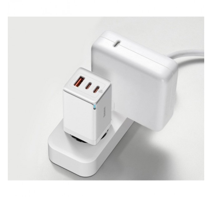 Baseus Зарядний пристрій Baseus 2xUSB-C 65W + 1xUSB GaN + cable USB-C to USB-C 100W 1.0m white (CCGP120202)