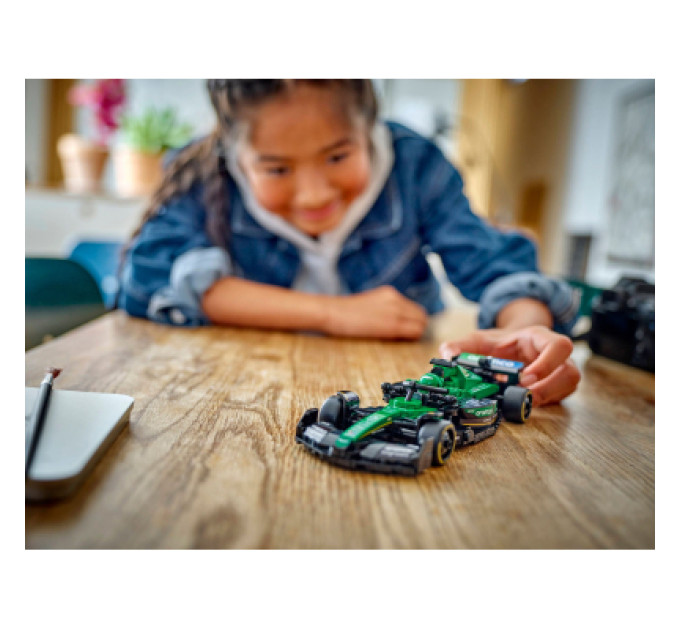 LEGO Конструктор LEGO Speed Champions Автомобіль для перегонів Aston Martin Aramco F1® AMR24 (77245)