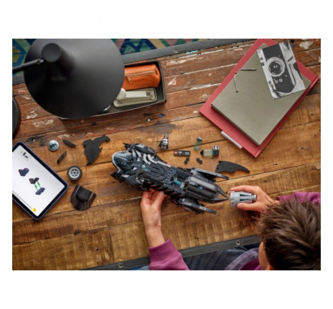 LEGO Конструктор LEGO Super Heroes Бетмен назавжди Бетмобіль (76304)