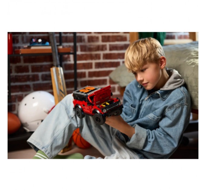 LEGO Конструктор LEGO Technic Позашляховик Ford Bronco (42213)