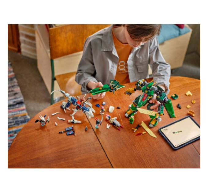 LEGO Конструктор LEGO NINJAGO Реактивний робот Ллойда (71845)