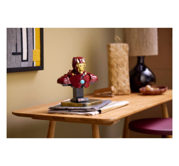 LEGO Конструктор LEGO Marvel Погруддя Залізної Людини MK4 (76327)