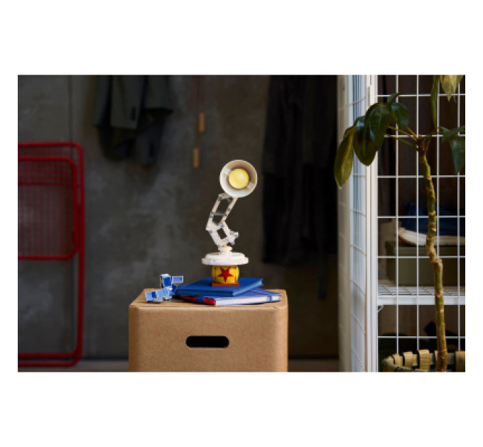 LEGO Конструктор LEGO Ideas Disney Pixar Luxo Jr. (21357)