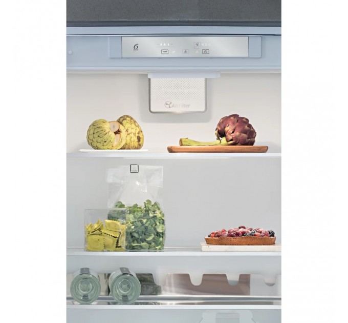 Whirlpool Вбудований холодильник Whirlpool SP40 801 EU