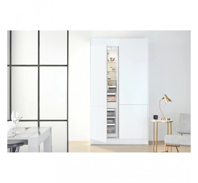 Whirlpool Вбудований холодильник Whirlpool SP40 801 EU