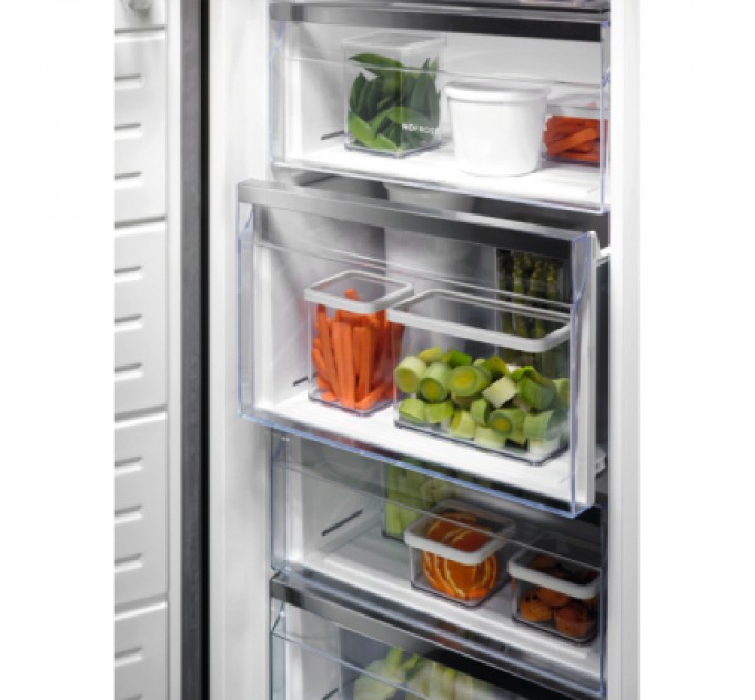 Electrolux Морозильна камера Electrolux LUS7ME28X