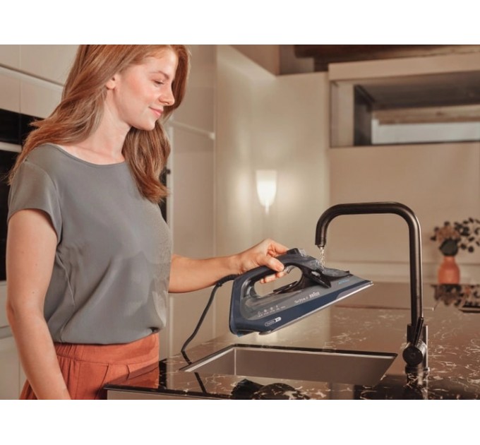 Braun Праска Braun SI 9682 DB