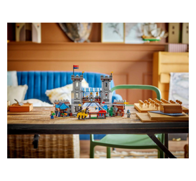 LEGO Конструктор LEGO Creator Середньовічний замок із лицарем на коні (31168)