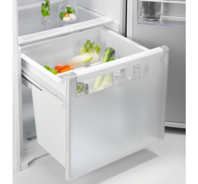 Холодильник Electrolux ERD6DE18S4