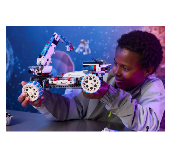 LEGO Конструктор LEGO Technic Місяцехід Lunar Outpost. Космічний корабель (42211)