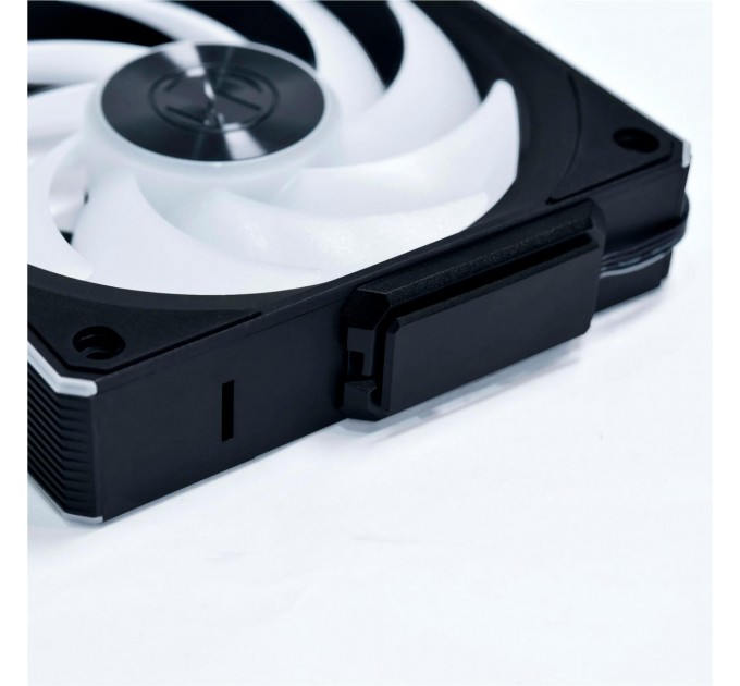 Вентилятор Lian Li Uni Fan CL Wireless 120-3 Reverse Blade Black (G99.12RCL1W3B.00)