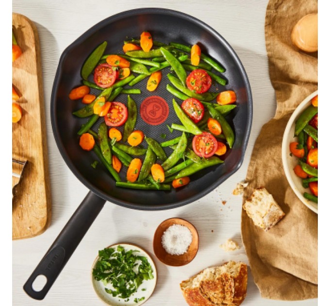 Сковорода Tefal Day by Day з кришкою 24 см (B5580423_SET)