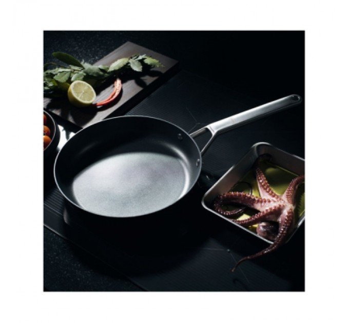 Сковорода Fiskars Taiten Optiheat 26 см (1066947)