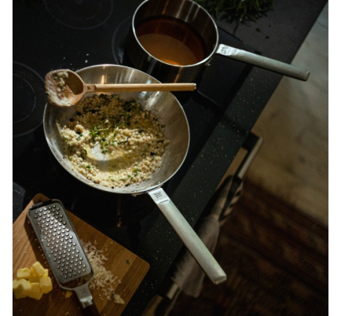 Сковорода Fiskars Вок Norden 28 см без покриття (1067630)