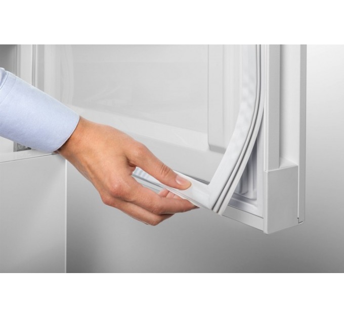 Холодильник Liebherr CND 5703