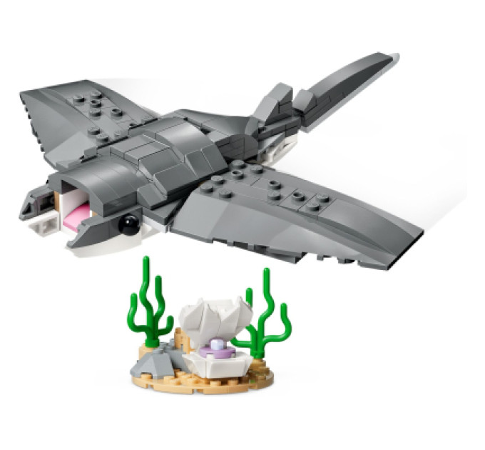 LEGO Конструктор LEGO Creator Люта акула зі скринею скарбів (31381)