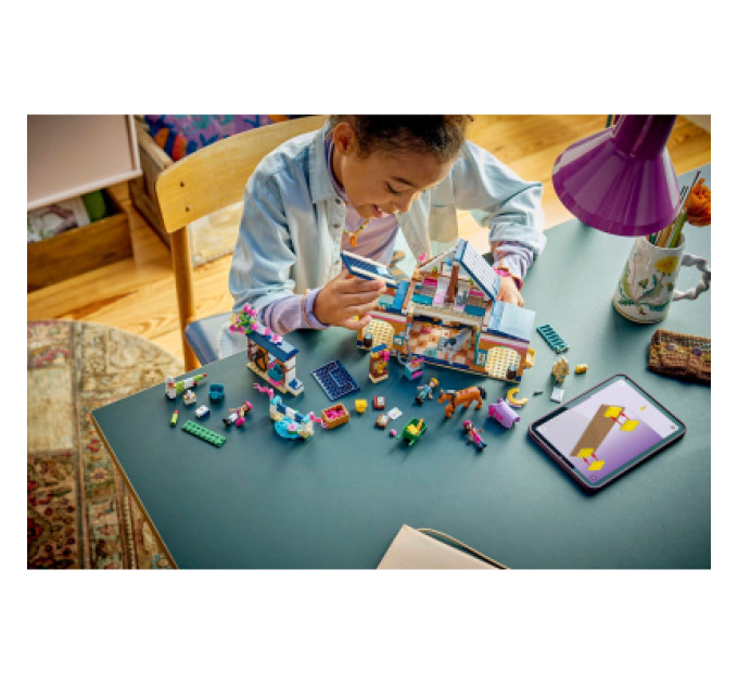 LEGO Конструктор LEGO Friends Кінна стайня і академія верхової їзди (42688)