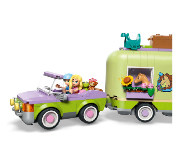 LEGO Конструктор LEGO Friends Причіп для коня й лошати (42695)