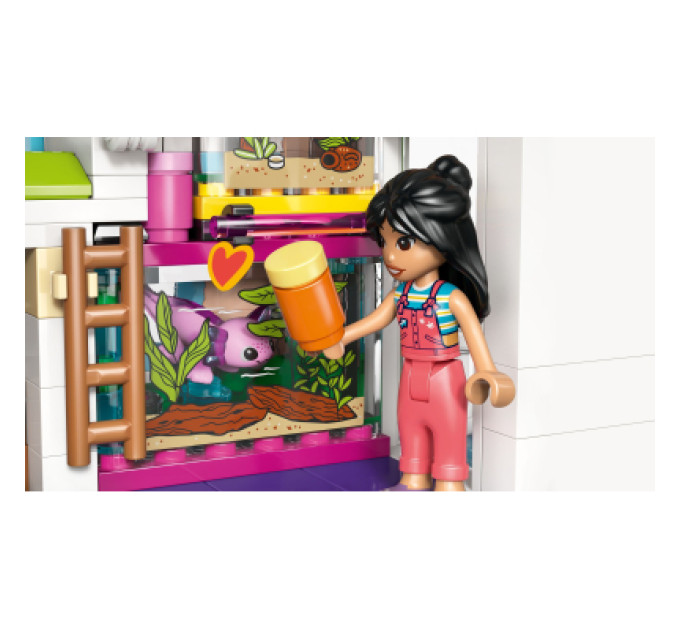 LEGO Конструктор LEGO Friends Родинний дім Ліан (42687)