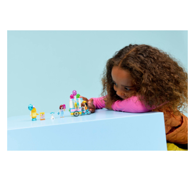 LEGO Конструктор LEGO Friends Ятка з морозивом і повітряними кульками (42692)