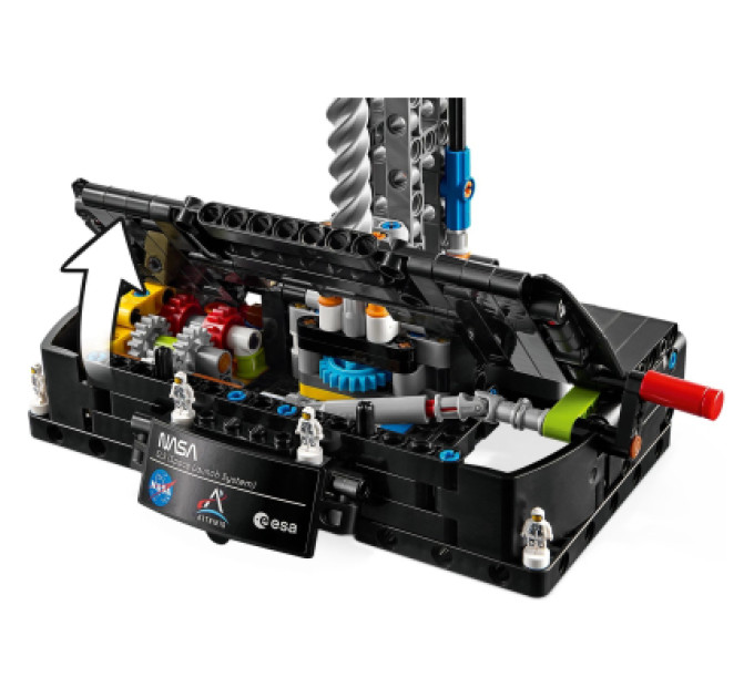 LEGO Конструктор LEGO Technic Ракета із системою космічного запуску NASA Artemis (42221)