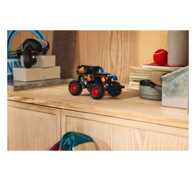 LEGO Конструктор LEGO Technic Monster Jam Grave Digger Вогонь і лід (42219)