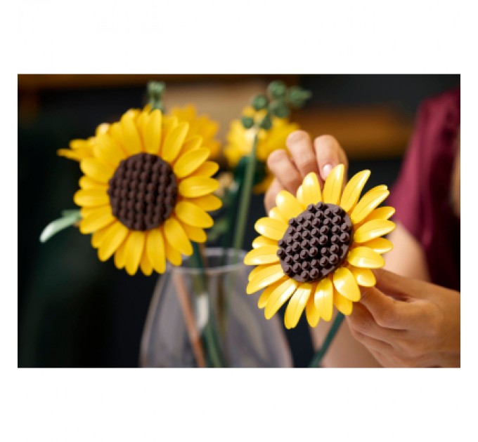 Конструктор LEGO Botanicals Букет соняшників (11502)