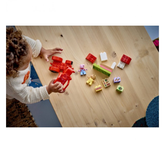 Конструктор LEGO DUPLO Peppa Pig Трактор і ринок (10468)
