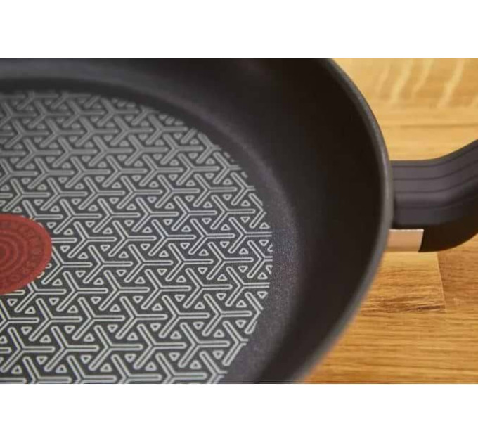 Tefal Сковорода Tefal Comfort Max 20 см (G7260244)
