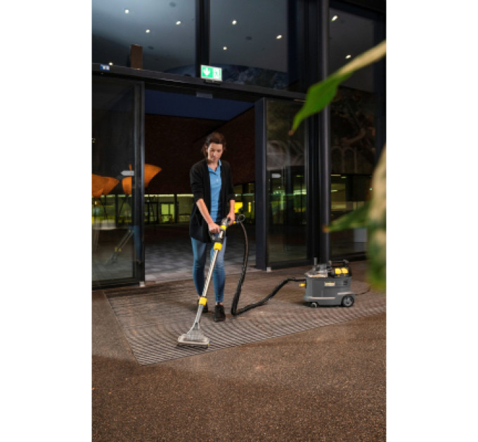 Karcher Пилосос Karcher Puzzi 8/1 Adv (1.100-241.0)