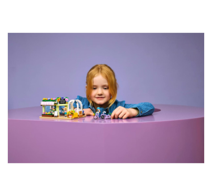 LEGO Конструктор LEGO Friends Творча квіткова крамниця (42693)