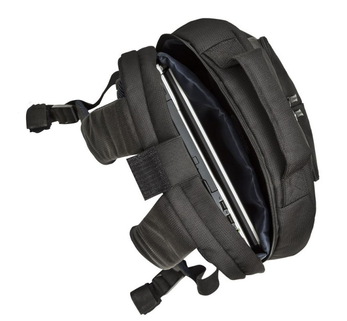 RivaCase RivaCase 8460 чорний рюкзак  для ноутбука 17 дюймів.