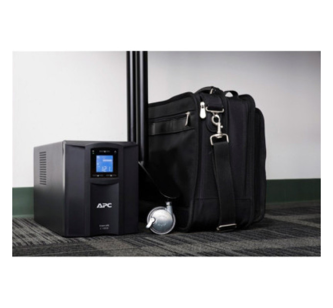 APC Пристрій безперебійного живлення APC Smart-UPS C 1000VA LCD with SmartConnect (SMC1000IC)