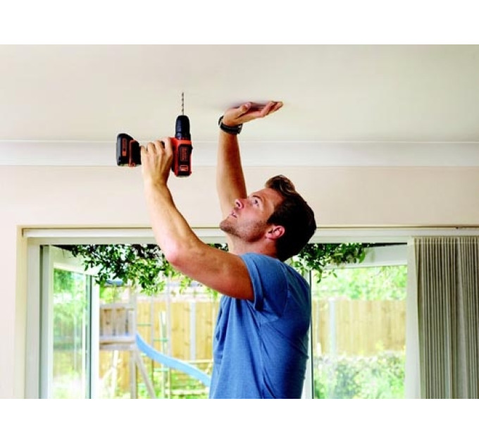 Black&Decker Шурупокрут Black&Decker BDCDD12, 10.8V, 26Нм, Li-Ion