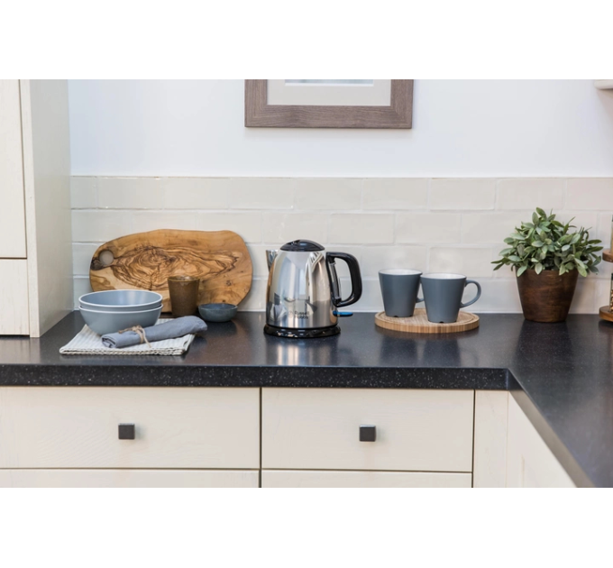 Russell Hobbs Електрочайник Russell Hobbs 24990-70 Victory