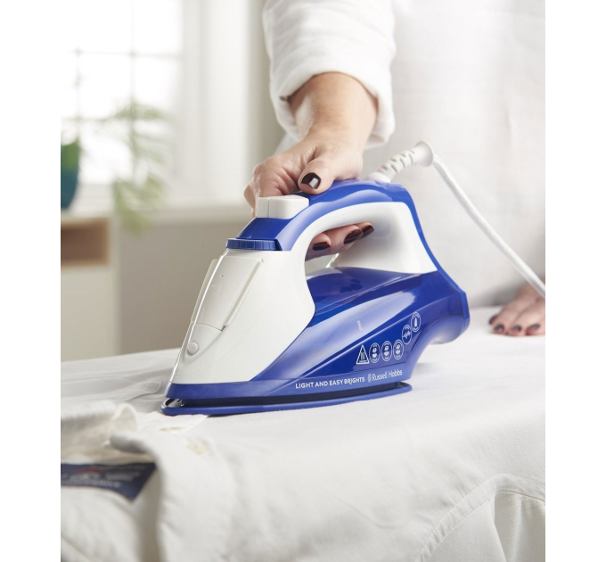 Russell Hobbs Праска з подачею пари Russell Hobbs 26483-56 Light & Easy Brights Sapphire Iron